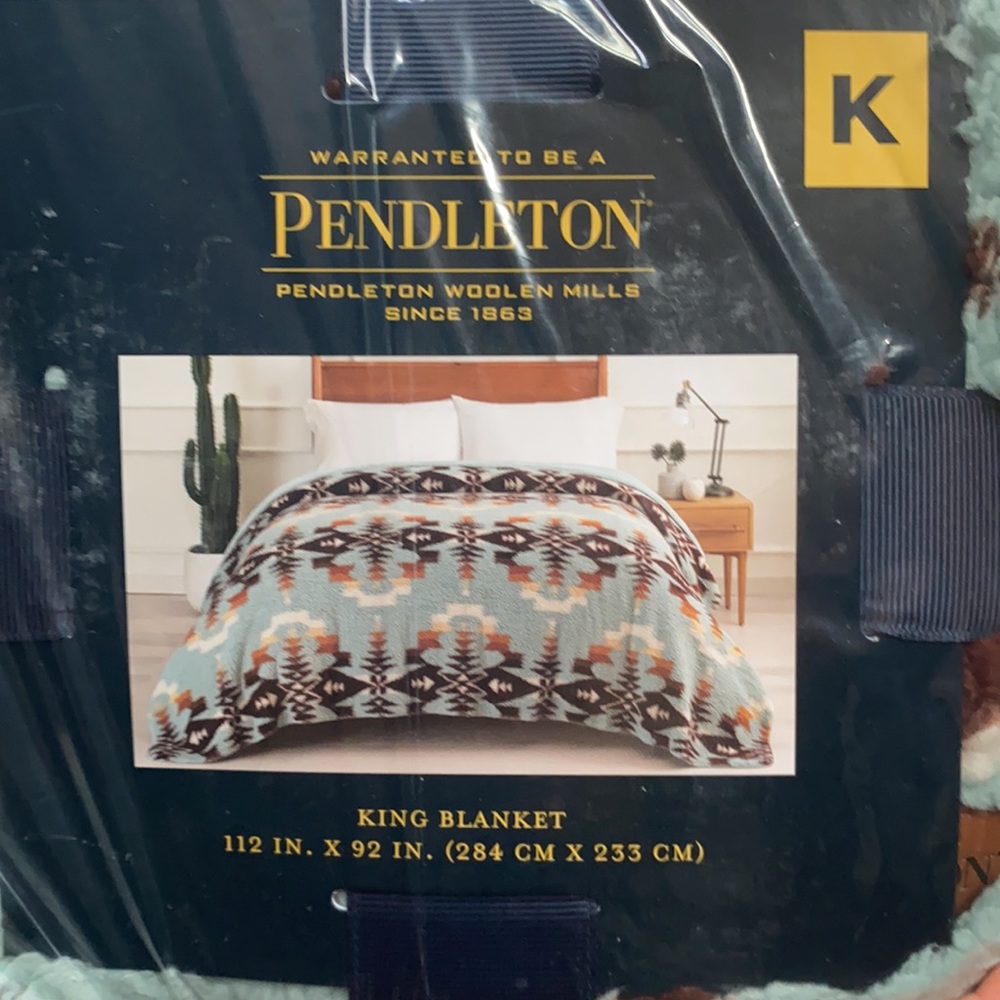 Pendleton King Size Blanket Sherpa Fleece Blue & Brown Multi Color NEW - Picture 4 of 8
